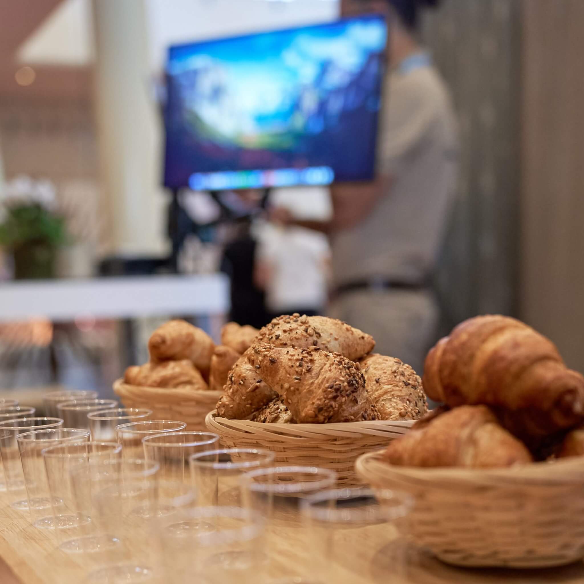 Frische Gipfeli und Brötchen von MrBrunch.ch