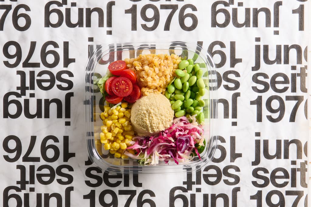 Bowl mit Hummus, Linsen und Edamame 320 g